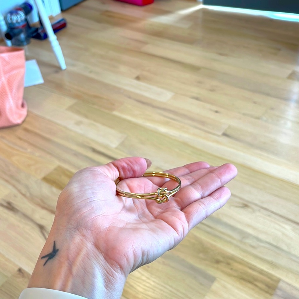 Cute gold bracelet